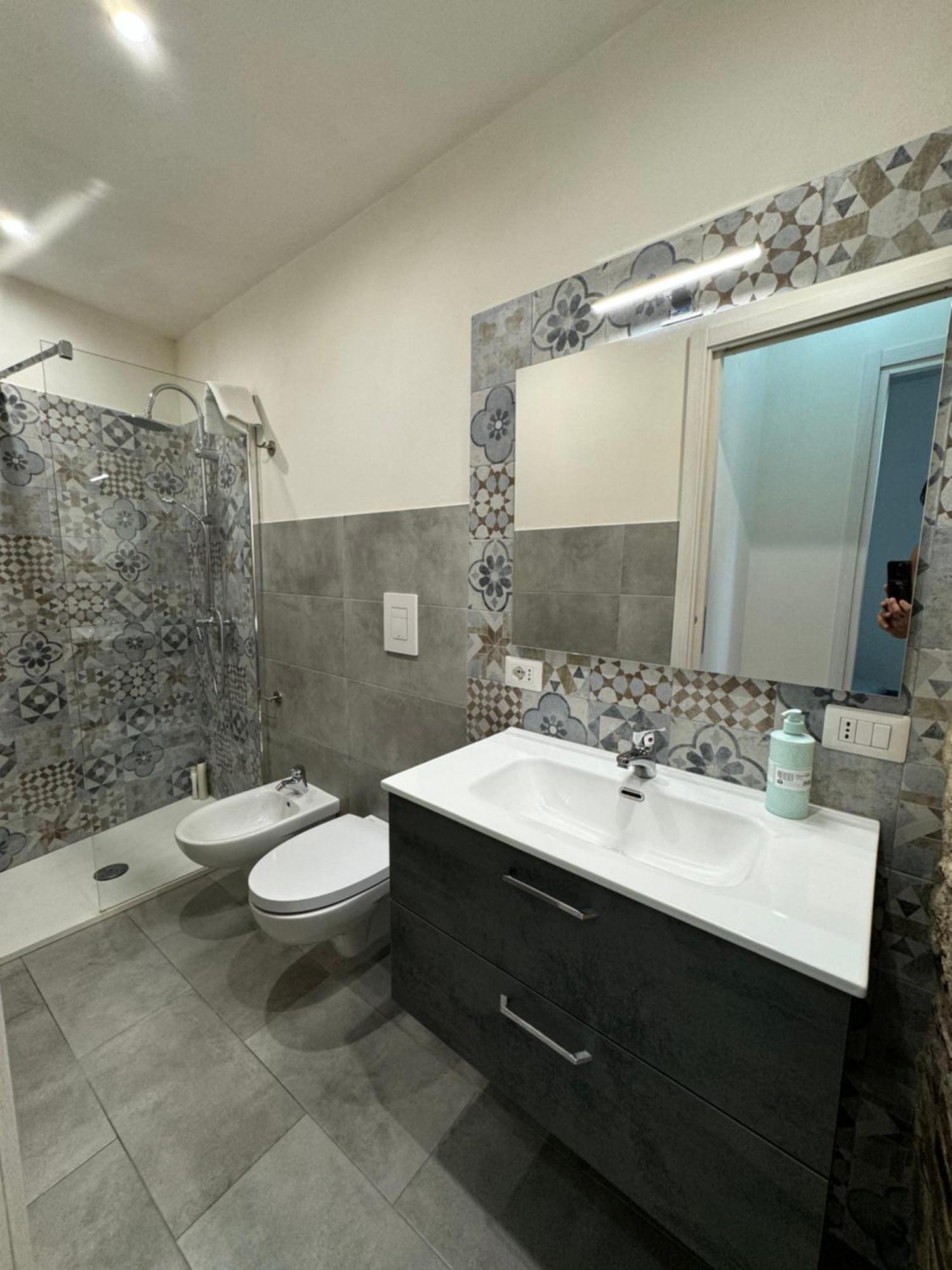 Olinad Rooms Кастельбуоно Экстерьер фото